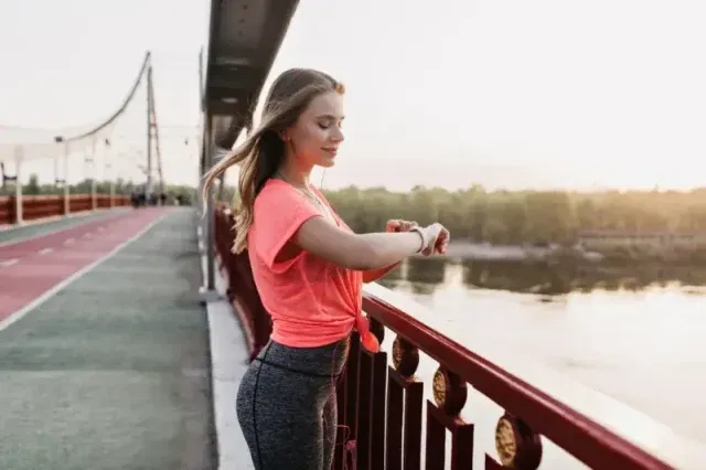 Smartwatch sportowy – podręczny kompan na co dzień